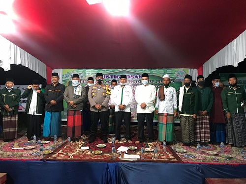 Bersama Ratusan Santri, Kapolres Meranti Doa Bersama untuk Pilkada Damai